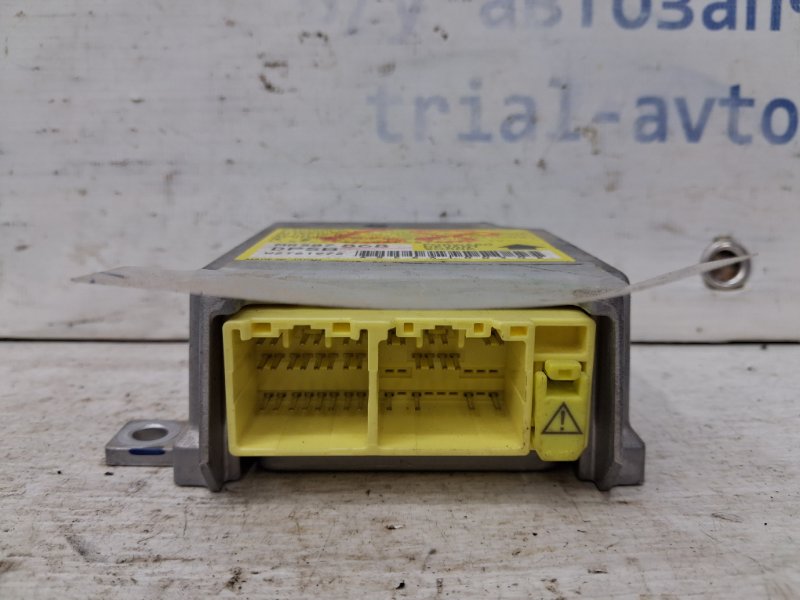 Блок AIRBAG Outlander 2003-2006 cu 2.4 бензин 4G69