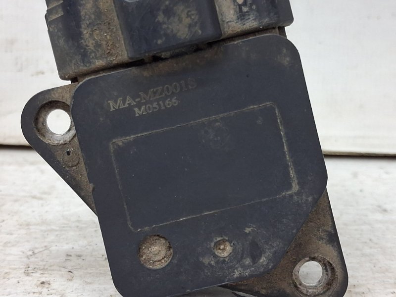 Датчик расхода воздуха Mitsubishi L200 KB 2.5 Diesel 4D56