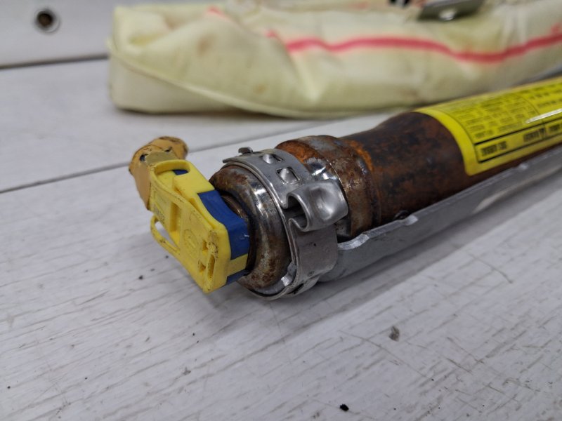 Airbag потолка(шторка) правый Hyundai Sonata NF 2.4 бензин G4KC Airbag потолка(шторка) правый Hyundai Sonata NF 2.4 бензин G4KC