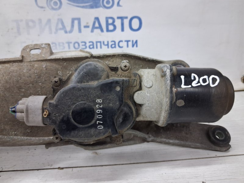Трапеция дворников L200 2006-2015 KB 2.5 Diesel 4D56 Трапеция дворников L200 2006-2015 KB 2.5 Diesel 4D56