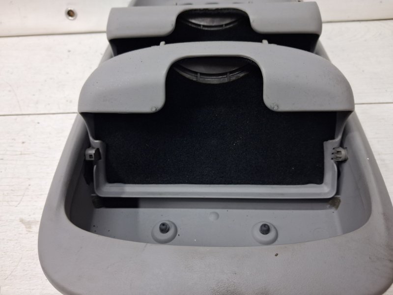 Плафон передний Sorento 2002-2011 BL 2.5 diesel D4CB