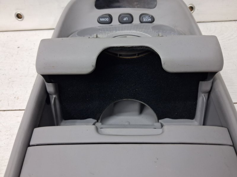 Плафон передний Kia Sorento BL 2.5 diesel D4CB