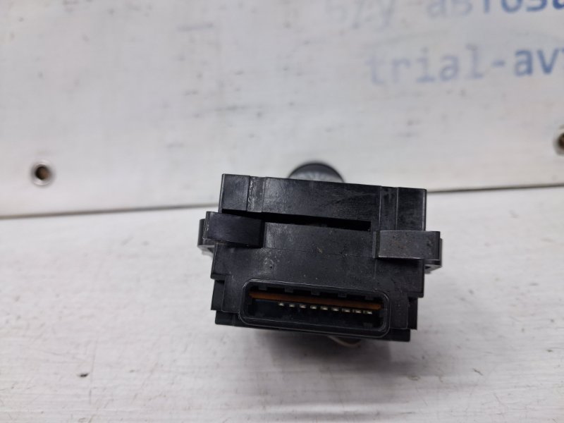 Переключатель подрулевой правый(дворники) Mitsubishi L200 KB 2.5 Diesel 4D56