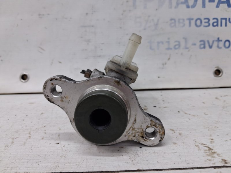 Тормозной цилиндр главный Outlander 2003-2006 cu 2.4 бензин 4G69 Тормозной цилиндр главный Outlander 2003-2006 cu 2.4 бензин 4G69