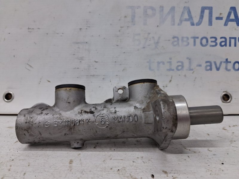 Запчасть тормозной цилиндр главный Hyundai Sonata 2004-2010 NF 2.4 бензин G4KC 585103K300 Б/У Тормозной цилиндр главный Hyundai Sonata 2004-2010 NF 2.4 бензин G4KC 585103K300 Б/У