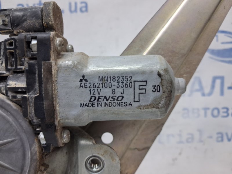 Стеклоподъемник задний левый L200 2006-2015 KB 2.5 Diesel 4D56