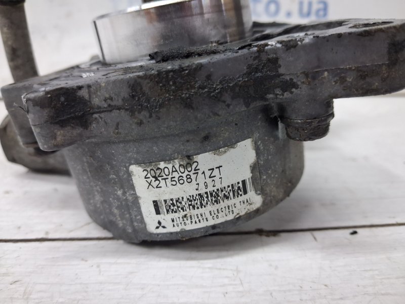 Насос вакуумный L200 2006-2015 KB 2.5 Diesel 4D56