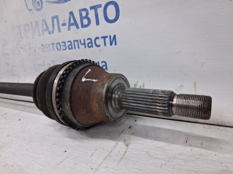 Привод задний левый Outlander 2003-2006 cu 2.4 бензин 4G69