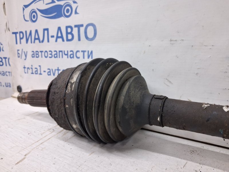 Привод передний левый АКПП Kia Sorento BL 2.5 diesel D4CB Привод передний левый АКПП Kia Sorento BL 2.5 diesel D4CB