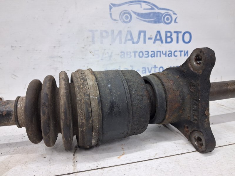 Привод передний правый АКПП Sorento 2002-2011 BL 2.5 diesel D4CB
