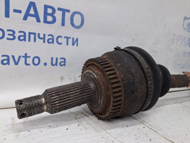 Привод передний правый МКПП Tucson 2004-2009 JM 2.0 diesel D4EA Привод передний правый МКПП Tucson 2004-2009 JM 2.0 diesel D4EA