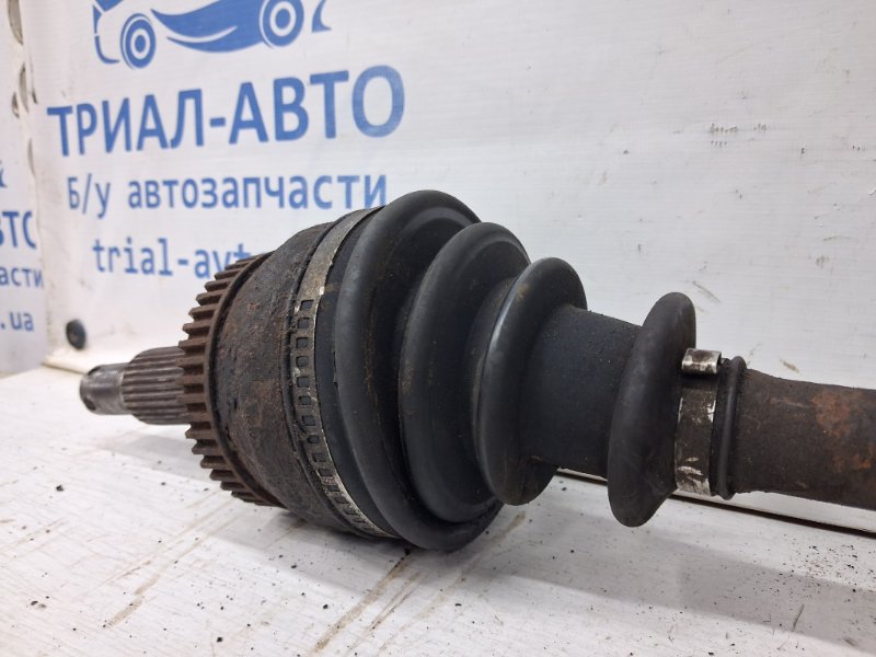 Привод передний правый МКПП Hyundai Tucson JM 2.0 diesel D4EA Привод передний правый МКПП Hyundai Tucson JM 2.0 diesel D4EA