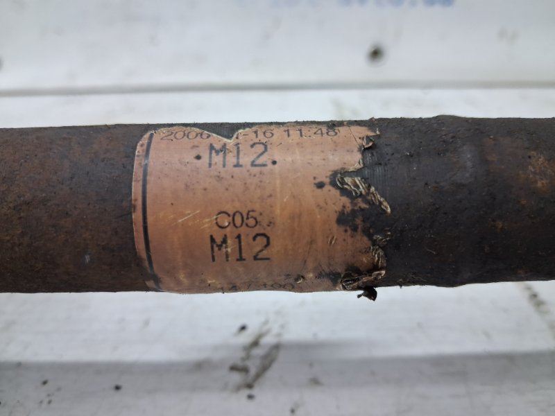 Привод передний правый МКПП Tucson 2004-2009 JM 2.0 diesel D4EA Привод передний правый МКПП Tucson 2004-2009 JM 2.0 diesel D4EA