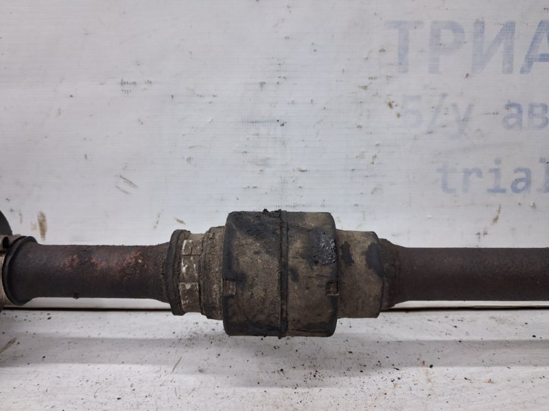 Привод передний правый АКПП Outlander 2003-2006 cu 2.4 бензин 4G69