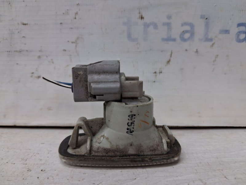 Повторитель поворотника Toyota Prado J120 4.0 1GR-FE