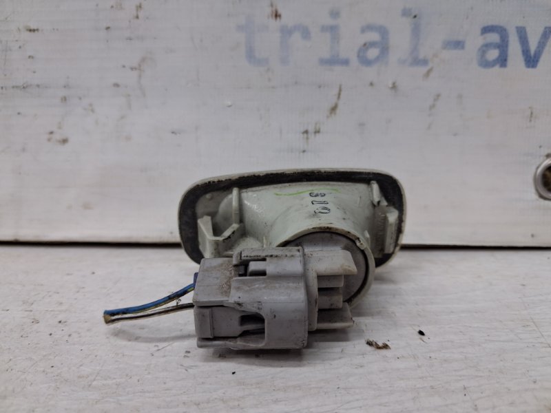 Повторитель поворотника Prado 2002-2009 J120 4.0 1GR-FE