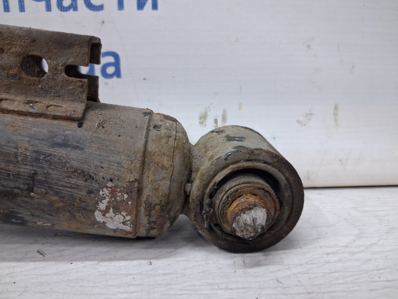 Амортизатор Передний L200 2006-2015 KB 2.5 Diesel 4D56