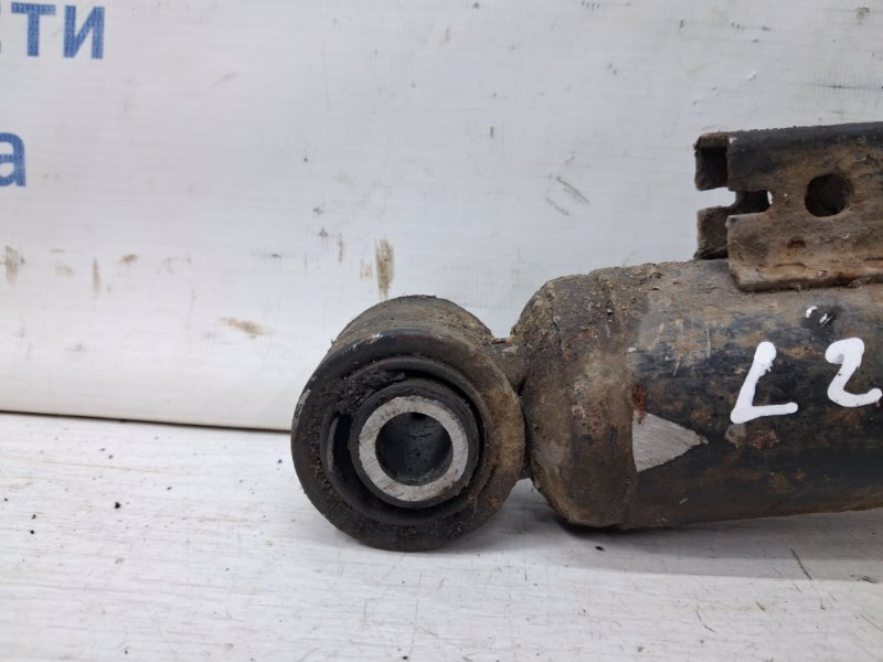 Амортизатор Передний L200 2006-2015 KB 2.5 Diesel 4D56