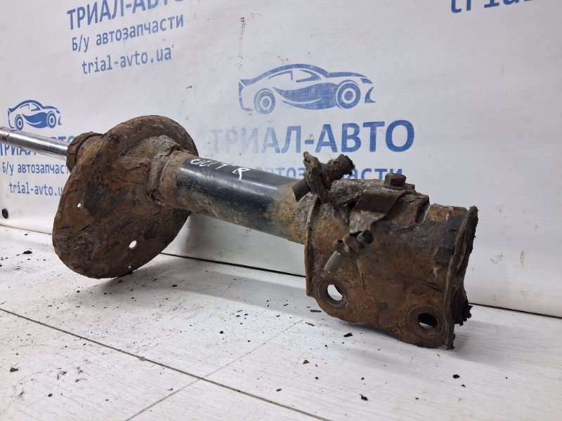 Амортизатор передний правый Mitsubishi Outlander cu 2.4 бензин 4G69 Амортизатор передний правый Mitsubishi Outlander cu 2.4 бензин 4G69