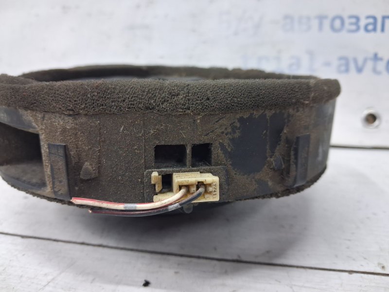 Динамик двери Mitsubishi L200 KB 2.5 Diesel 4D56