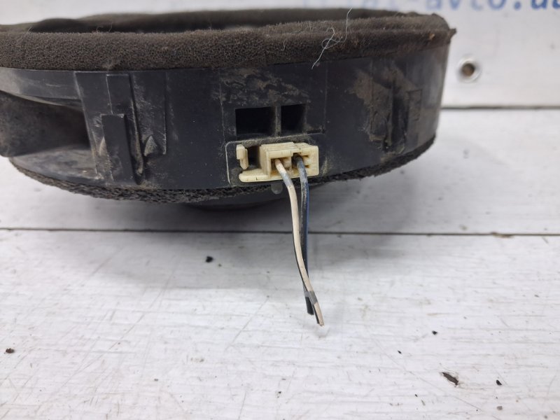 Динамик двери Mitsubishi L200 KB 2.5 Diesel 4D56