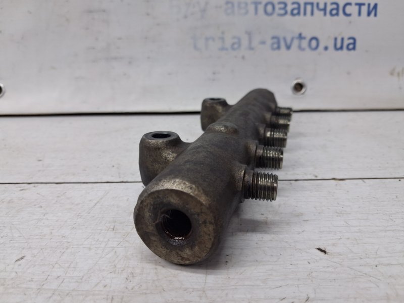 Топливная рампа L200 2006-2015 KB 2.5 Diesel 4D56