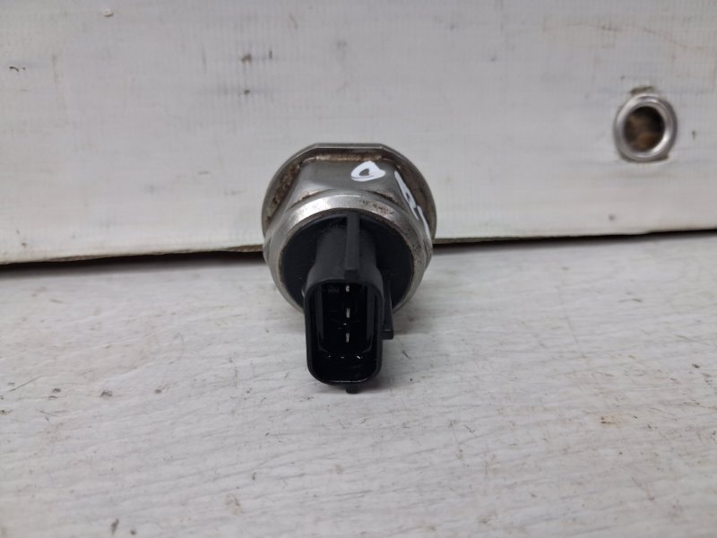 Датчик давления топлива в рейке L200 2006-2015 KB 2.5 Diesel 4D56