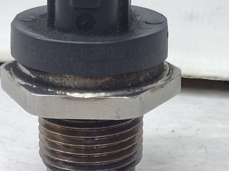 Датчик давления топлива в рейке Tucson 2004-2009 JM 2.0 diesel D4EA Датчик давления топлива в рейке Tucson 2004-2009 JM 2.0 diesel D4EA