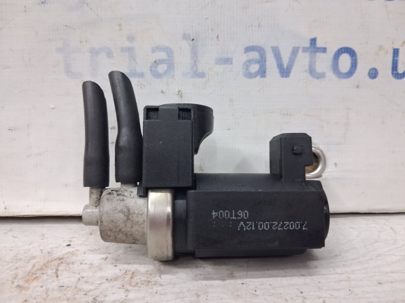 Запчасть клапан управления турбиной Hyundai Tucson 2004-2009 JM 2.0 diesel D4EA 70027200 Б/У Клапан управления турбиной Hyundai Tucson 2004-2009 JM 2.0 diesel D4EA 70027200 Б/У