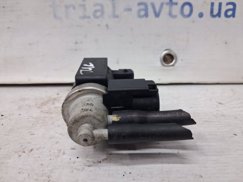 Клапан управления турбиной Hyundai Tucson JM 2.0 diesel D4EA Клапан управления турбиной Hyundai Tucson JM 2.0 diesel D4EA