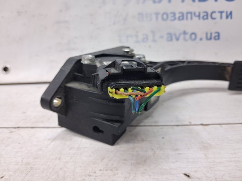 Педаль газа Sorento 2002-2011 BL 2.5 diesel D4CB