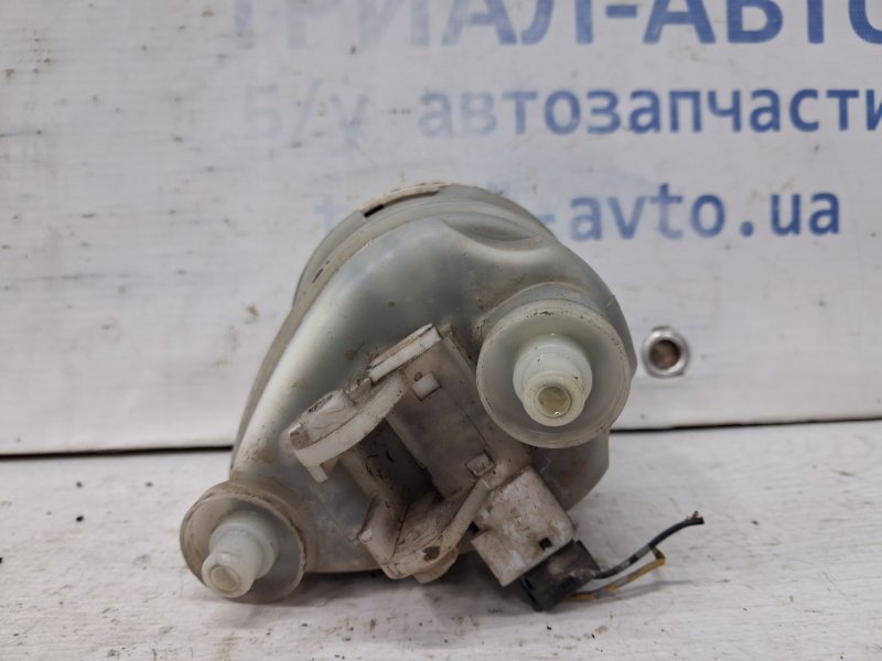 Бачок главного тормозного цилиндра L200 2006-2015 KB 2.5 Diesel 4D56 Бачок главного тормозного цилиндра L200 2006-2015 KB 2.5 Diesel 4D56