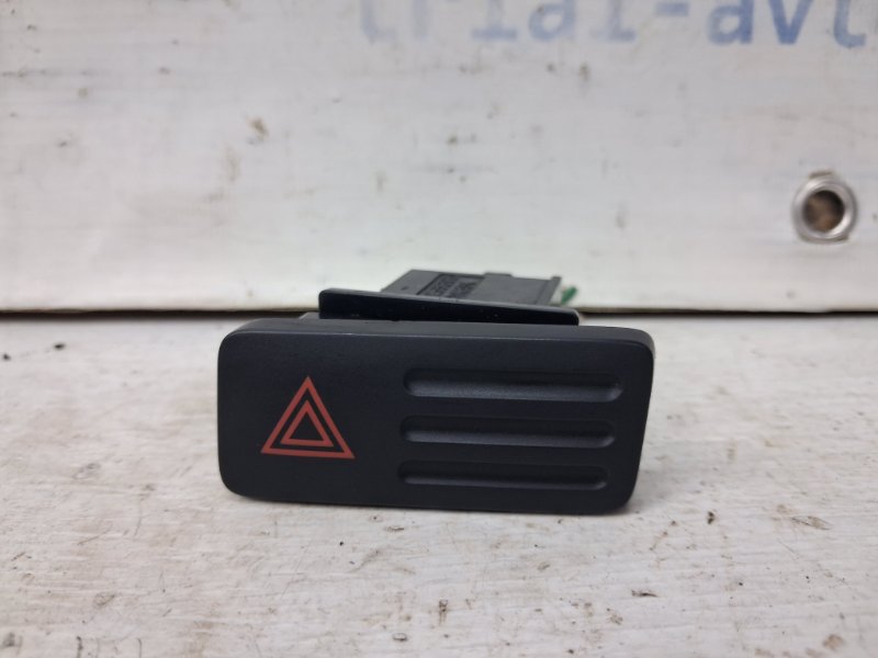 Кнопка аварийки Toyota Prado 2002-2009 J120 4.0 1GR-FE 8433260270 Б/У