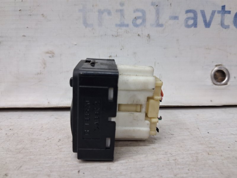 Корректор зеркал Outlander 2003-2006 cu 2.4 бензин 4G69