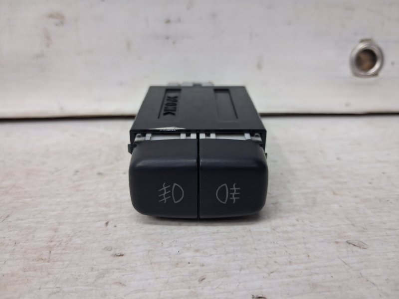 Кнопка противотуманок Mitsubishi Outlander 2003-2006 cu 2.4 бензин 4G69 MN151235 Б/У