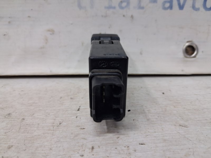 Кнопки управления Hyundai Sonata NF 2.4 бензин G4KC Кнопки управления Hyundai Sonata NF 2.4 бензин G4KC