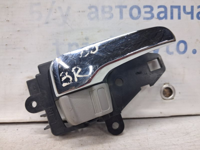 Ручка двери внутренняя правая Mitsubishi L200 2006-2015 KB 2.5 Diesel 4D56 5716A088HA Б/У