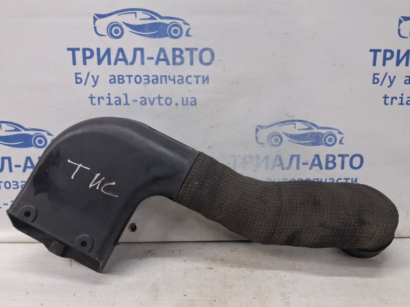 Воздухозаборник Tucson 2004-2009 JM 2.0 diesel D4EA Воздухозаборник Tucson 2004-2009 JM 2.0 diesel D4EA