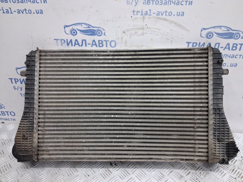 Радиатор интеркуллера Caddy 2003-2015 2k 1.9 diesel BJB