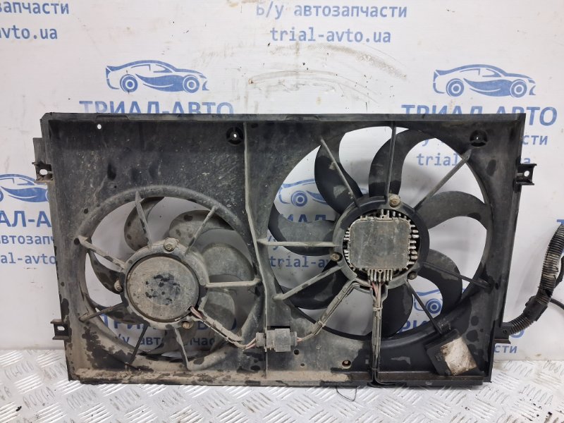 Запчасть диффузор с вентилятором радиатора Volkswagen Caddy 2003-2015 2k 1.9 diesel BJB 1K0121207T Б/У Диффузор с вентилятором радиатора Volkswagen Caddy 2003-2015 2k 1.9 diesel BJB 1K0121207T Б/У