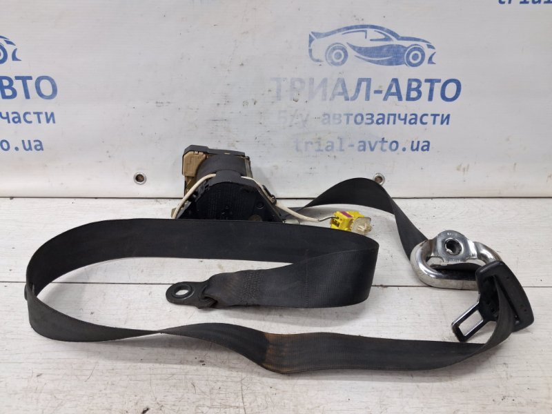 Запчасть ремень безопасности передний правый Volkswagen Caddy 2003-2015 2k 1.9 diesel BJB 2K0857806E Б/У Ремень безопасности передний правый Volkswagen Caddy 2003-2015 2k 1.9 diesel BJB 2K0857806E Б/У
