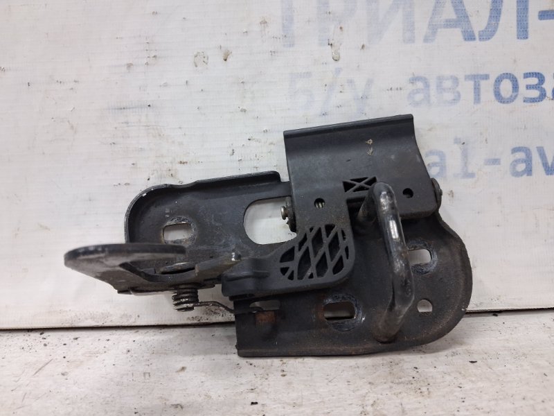 Крюк капота Caddy 2003-2015 2k 1.9 diesel BJB