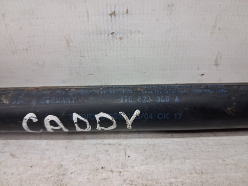 Амортизатор капота Caddy 2003-2015 2k 1.9 diesel BJB