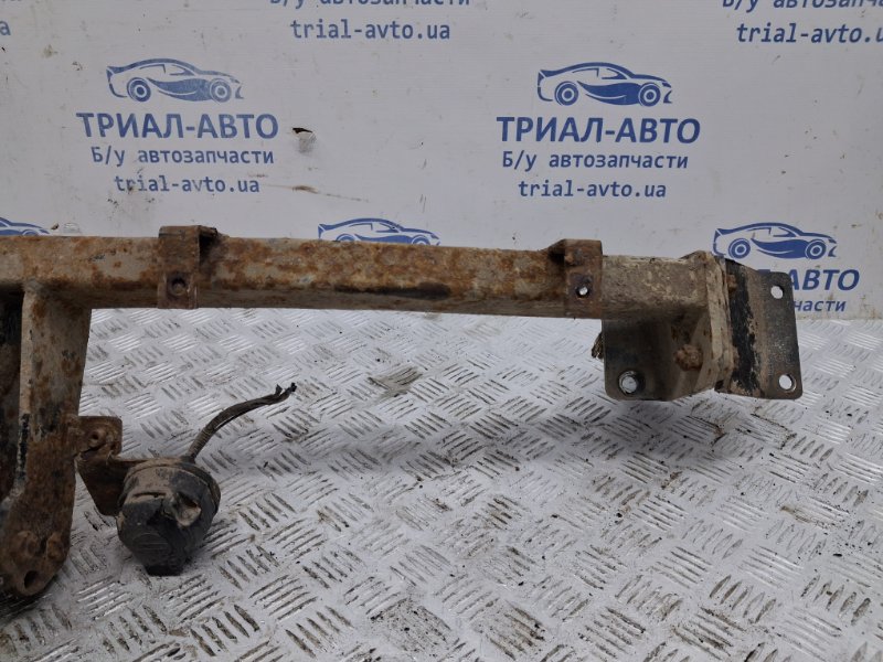 Фаркоп Volkswagen Caddy 2k 1.9 diesel BJB Фаркоп Volkswagen Caddy 2k 1.9 diesel BJB