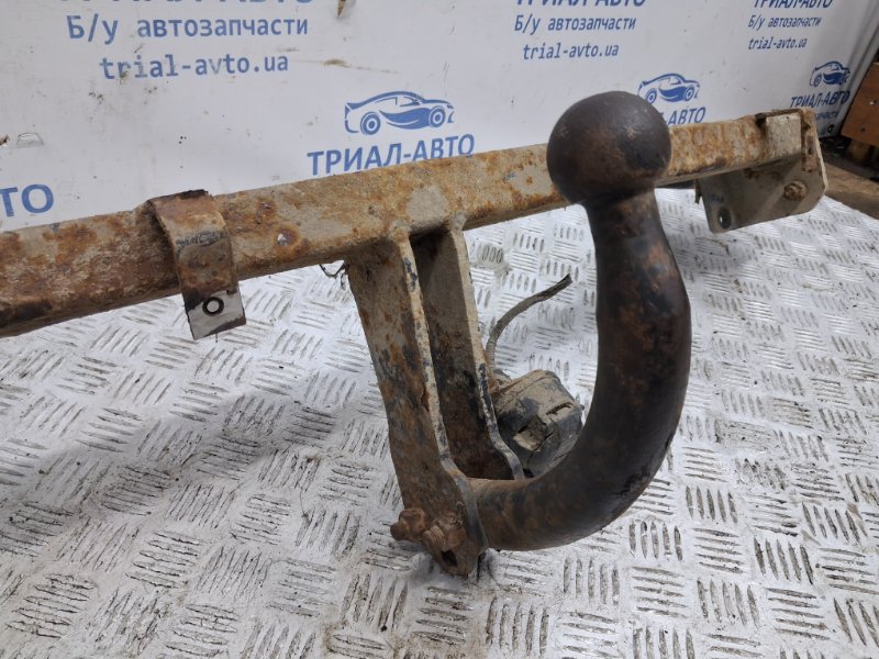 Фаркоп Caddy 2003-2015 2k 1.9 diesel BJB Фаркоп Caddy 2003-2015 2k 1.9 diesel BJB