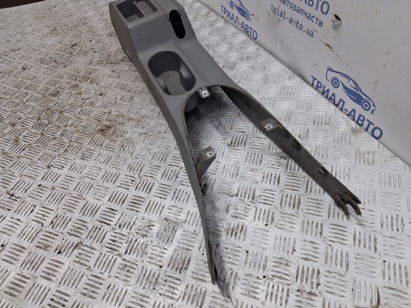 Подлокотник Caddy 2003-2015 2k 1.9 diesel BJB