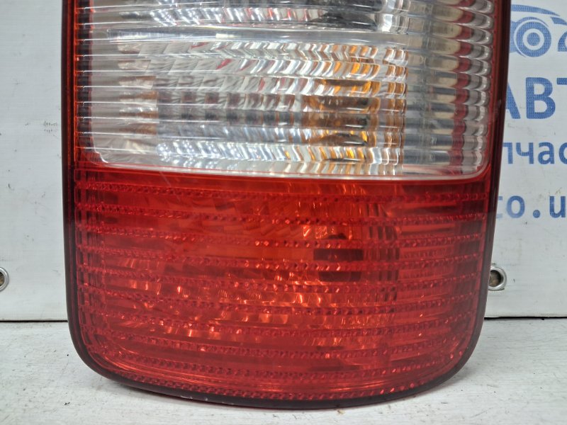 Фонарь задний внешний правый Volkswagen Caddy 2k 1.9 diesel BJB