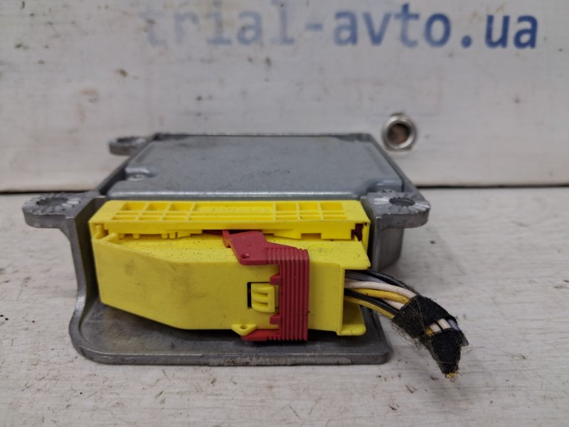 Блок AIRBAG Caddy 2003-2015 2k 1.9 diesel BJB Блок AIRBAG Caddy 2003-2015 2k 1.9 diesel BJB