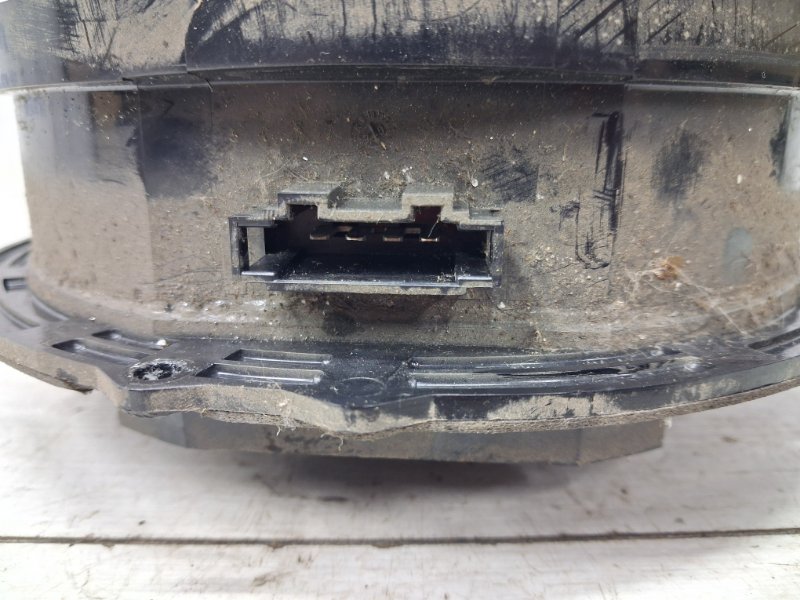 Динамик двери Volkswagen Caddy 2k 1.9 diesel BJB Динамик двери Volkswagen Caddy 2k 1.9 diesel BJB