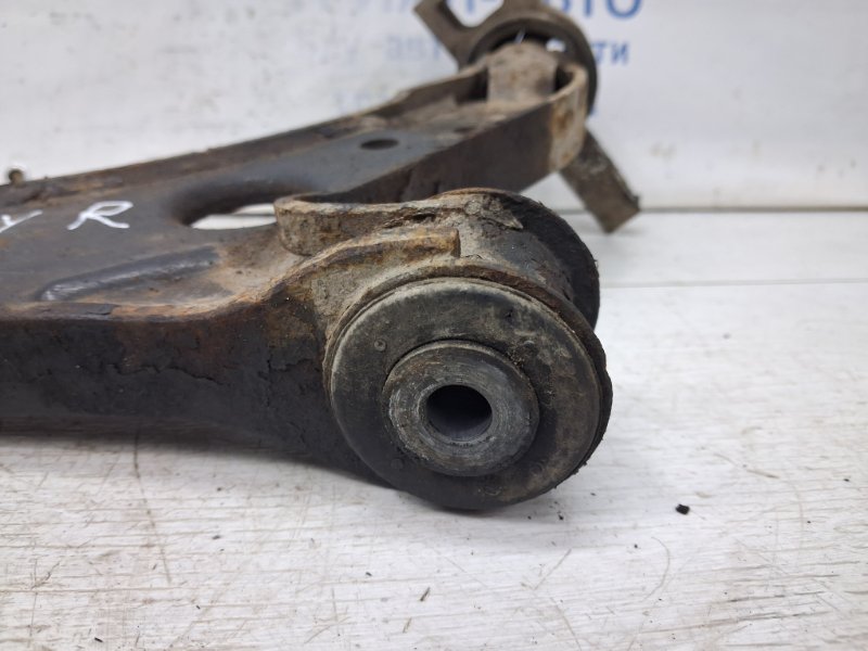 Рычаг правый Volkswagen Caddy 2k 1.9 diesel BJB